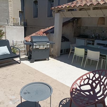 Maison Intra Muros, Terrasses Avec Vue Jaccuzzi Et Garage Aviñón Habitación foto