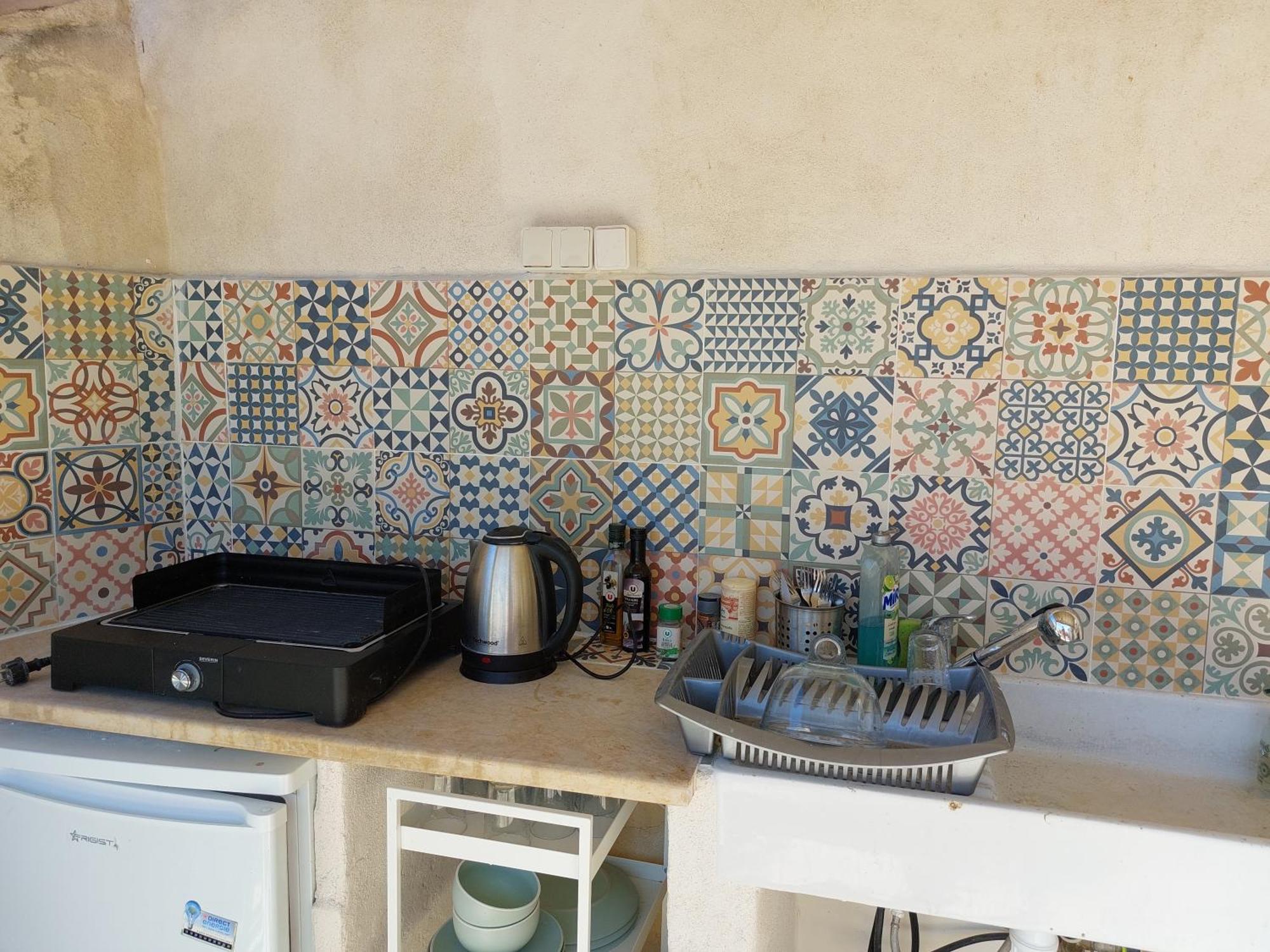 Maison Intra Muros, Terrasses Avec Vue Jaccuzzi Et Garage Aviñón Habitación foto